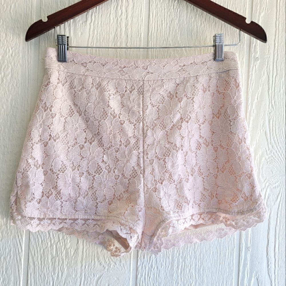 Kimchi Blue Pink Lace High Waist Short Shorts‎